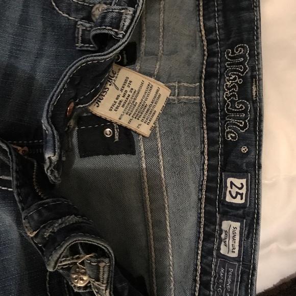 Miss Me size 25 - Picture 2 of 5